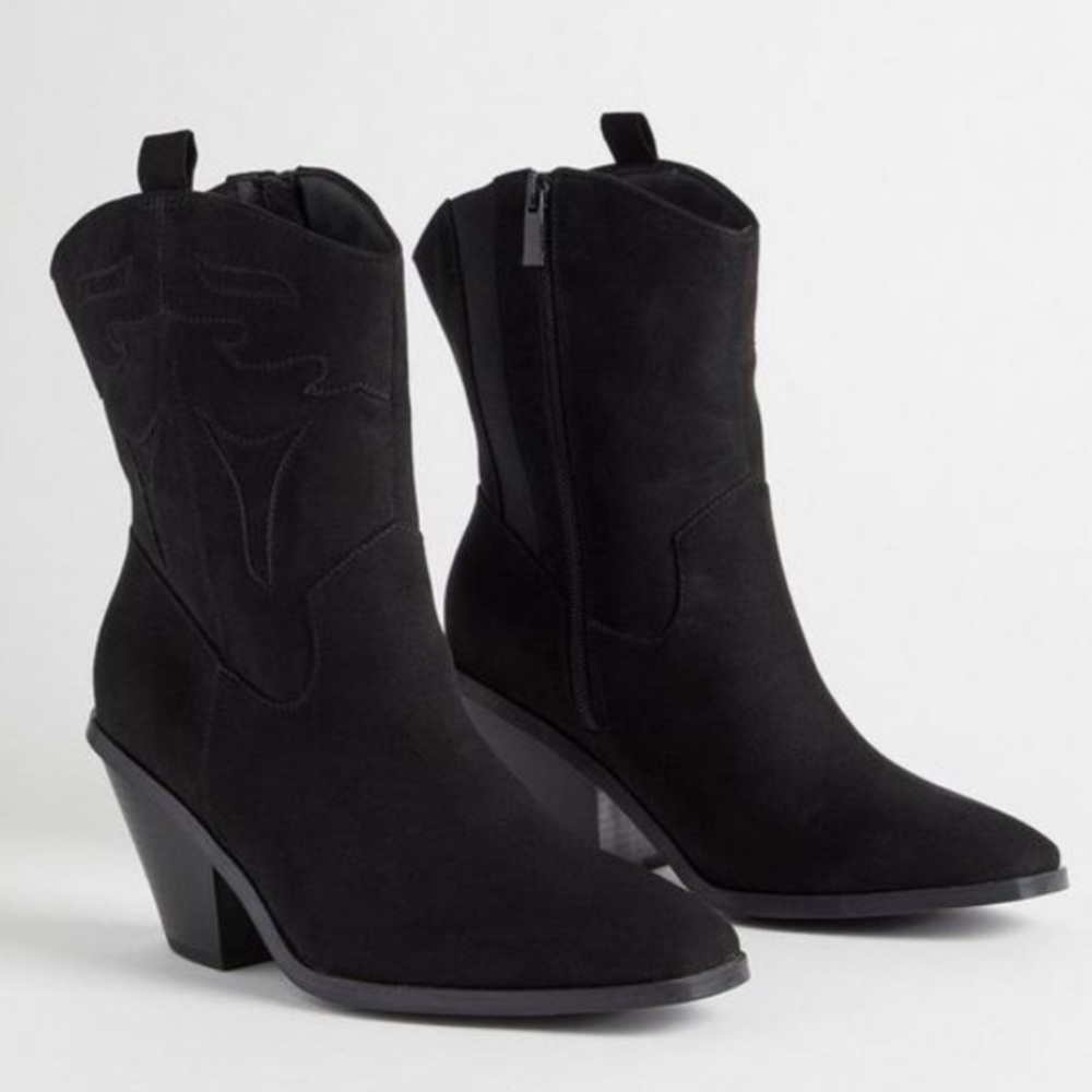 - TORRID Western Pull-On Bootie (WW)